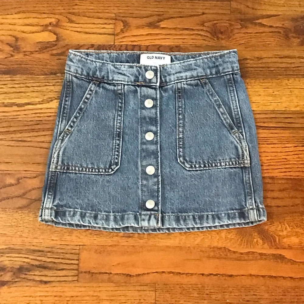Old Navy Blue Jean Denim Skirt School Uniform Bottoms Girls 6 / 7 Small Pockets
